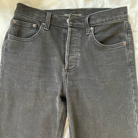 Denim Forum- Yoko High Rise 28L in Black/Grey (Size 25) - Picture 5 of 5